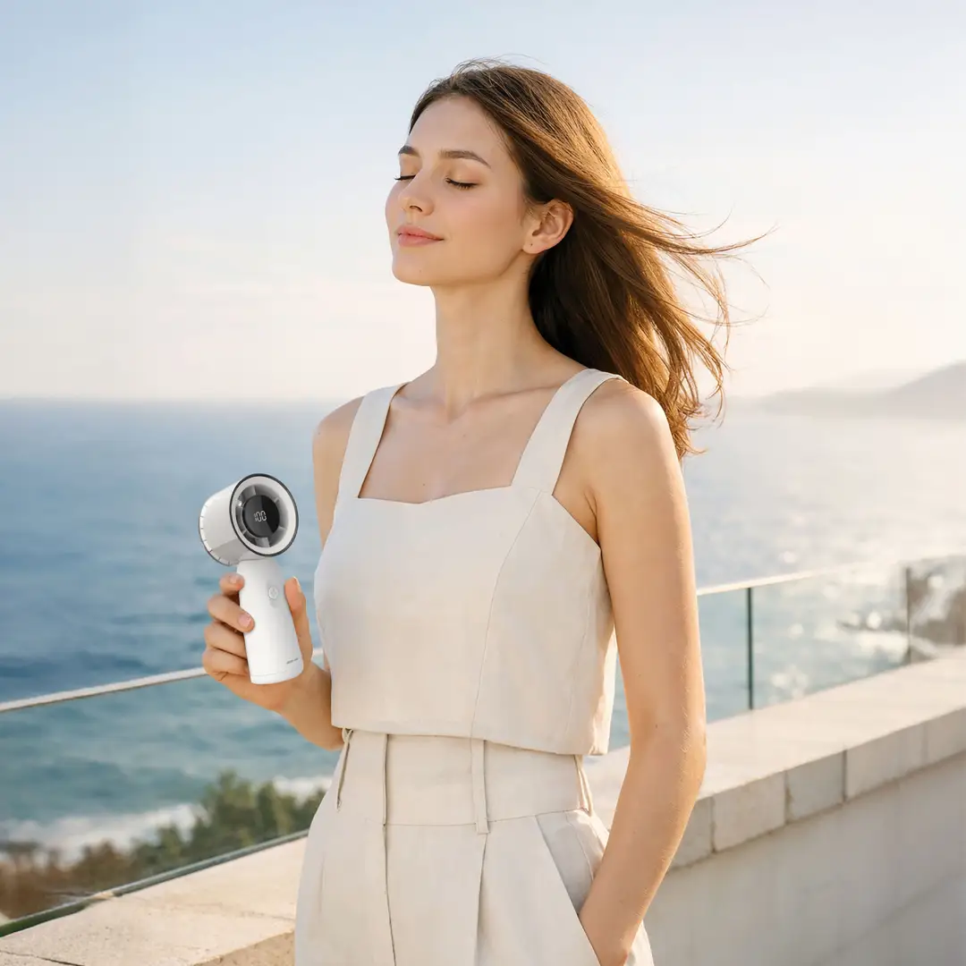 Green Lion Elvar Handheld Fan - White 2