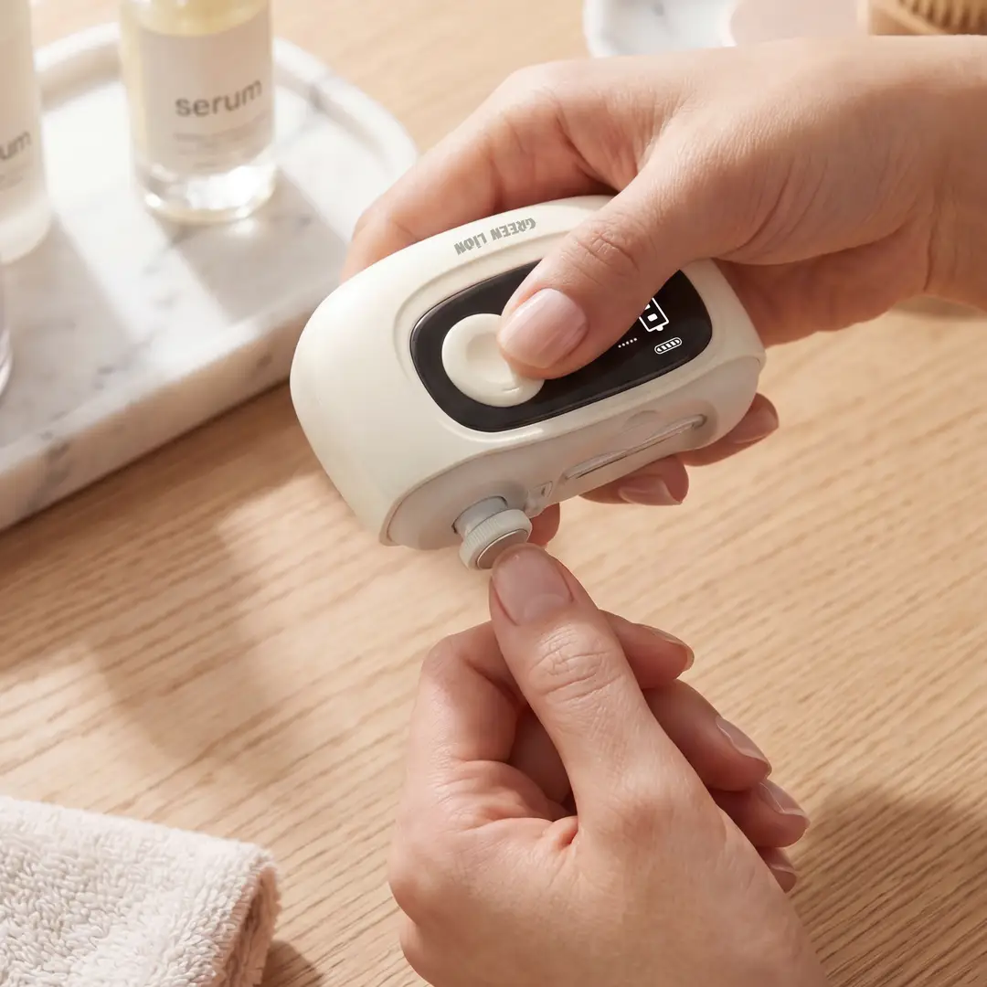 Green Lion Electric Nail Care Device with Digital Display - Cream 2
