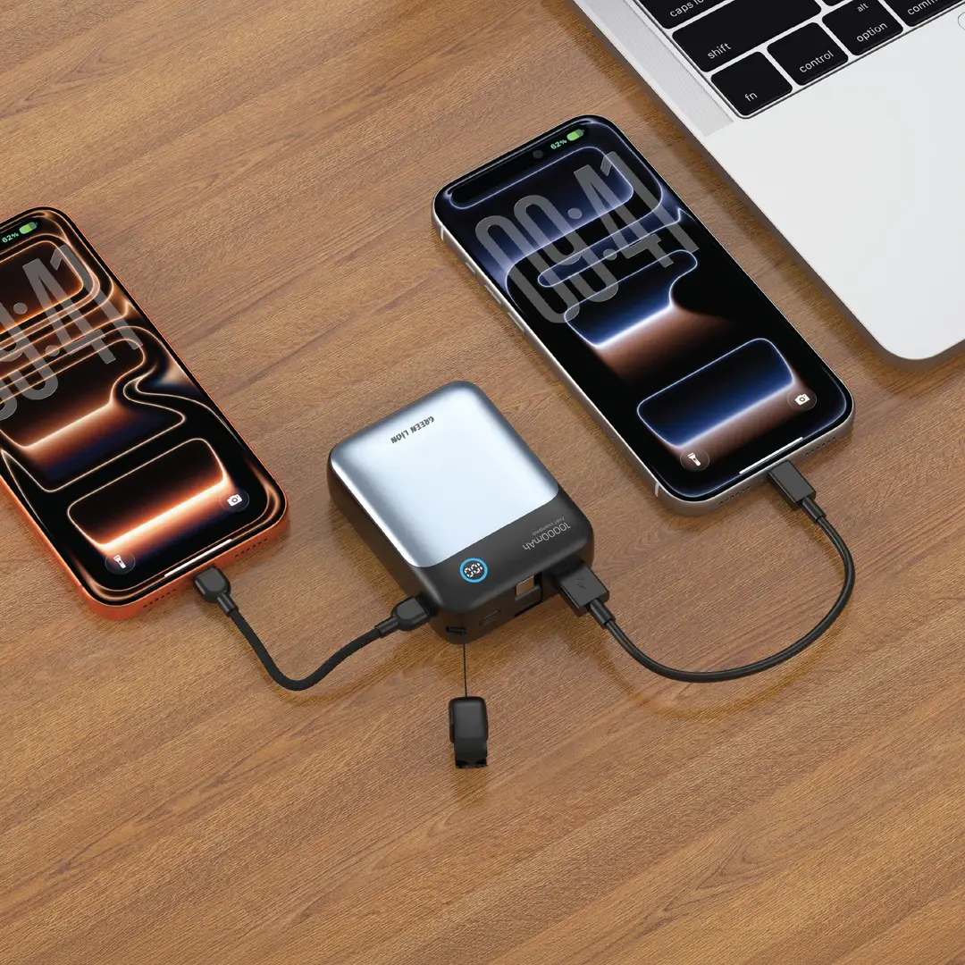 Green Lion Lynk 10000mAh Power Bank with Built-in Kickstand - Black 2