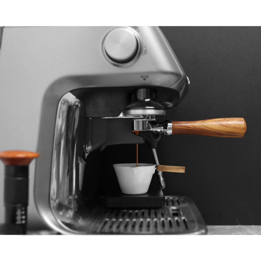 LePRESSO Espresso Portafilter with Wooden Handle 2