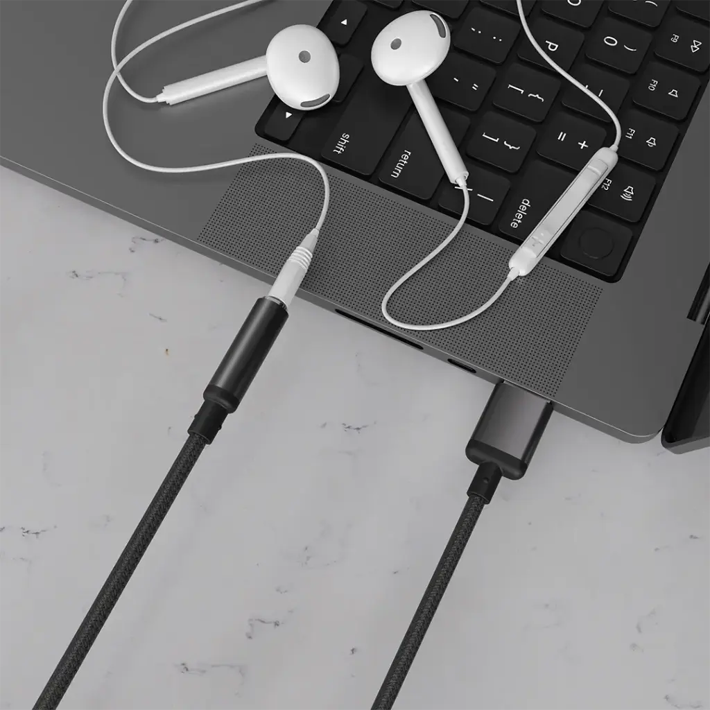 Porodo Audiolink Female 3.5mm to USB-A Audio Jack Adapter 2