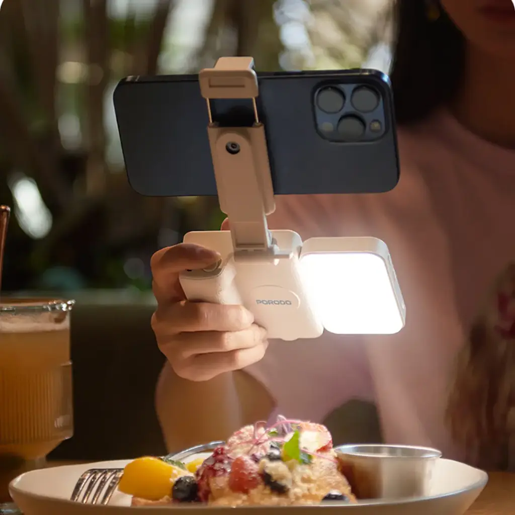Porodo Lifestyle 3-In-1 Bluetooth Selfie Stick 3