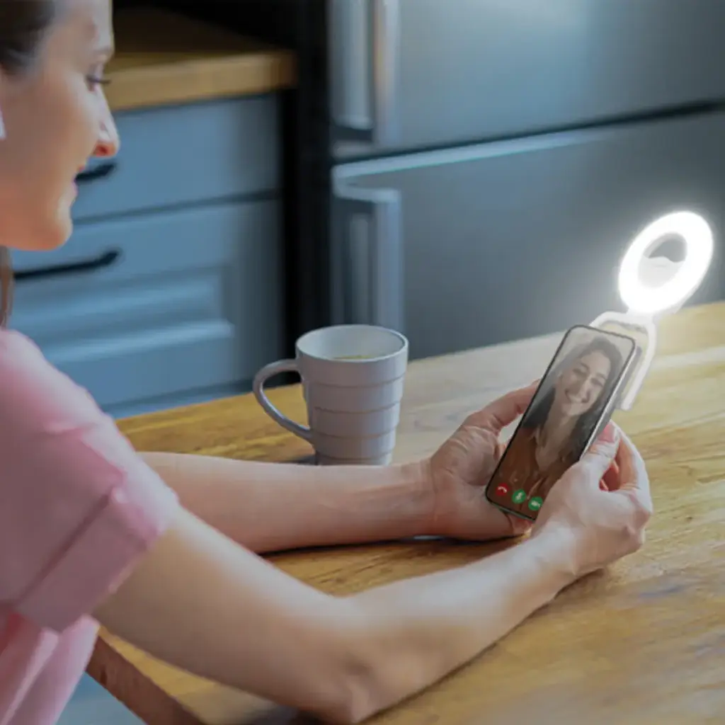 Porodo Lifestyle Snapbright Magnetic LED Fill Light 2