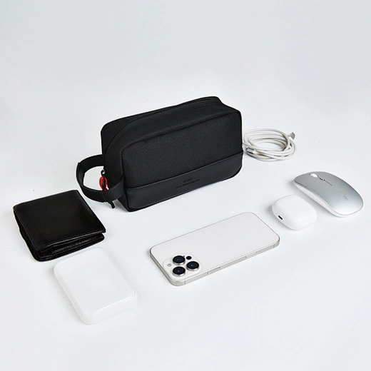 WiWU Black Travel Toiletry Bag 2